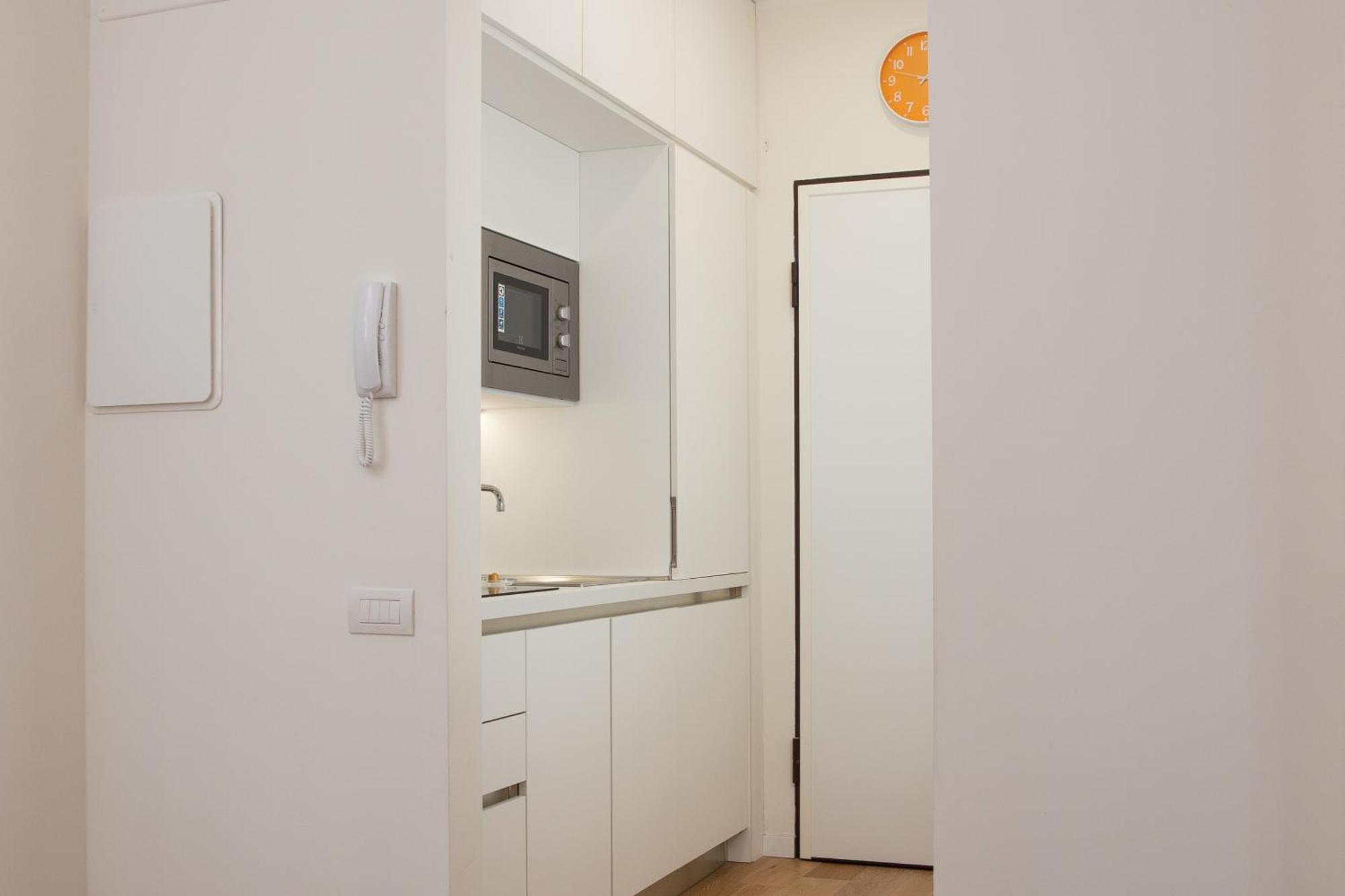 Klimt Central Station - Two Room Apartment Milán Exterior foto